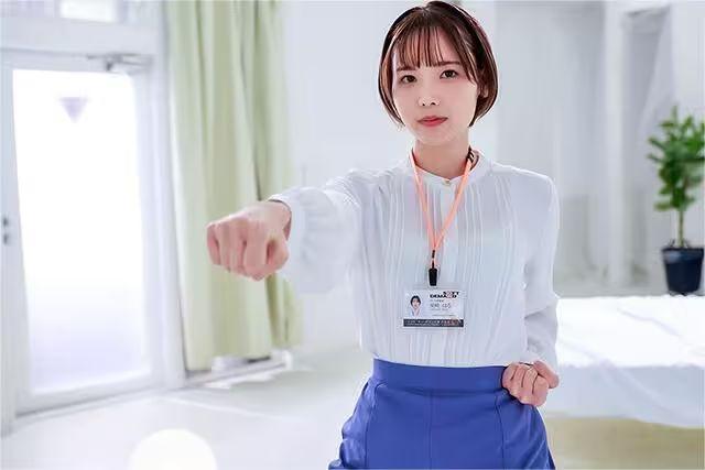 女优柴崎春首次素颜出镜?和男优第一次一起过夜