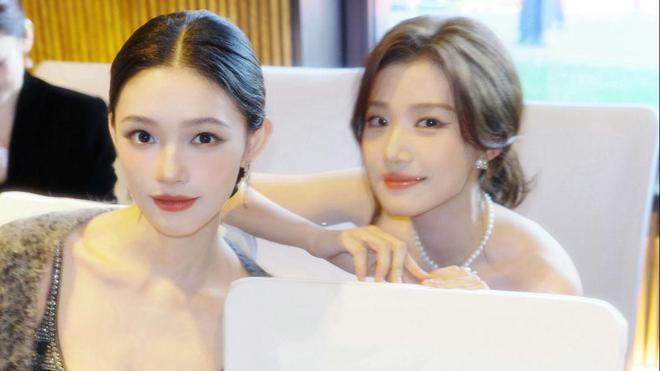 卢昱晓马龙同框合照?被赞春风松柏视觉碰撞