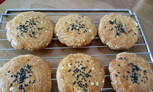 芝麻花生米怎么做？有哪些简单易学的做法？