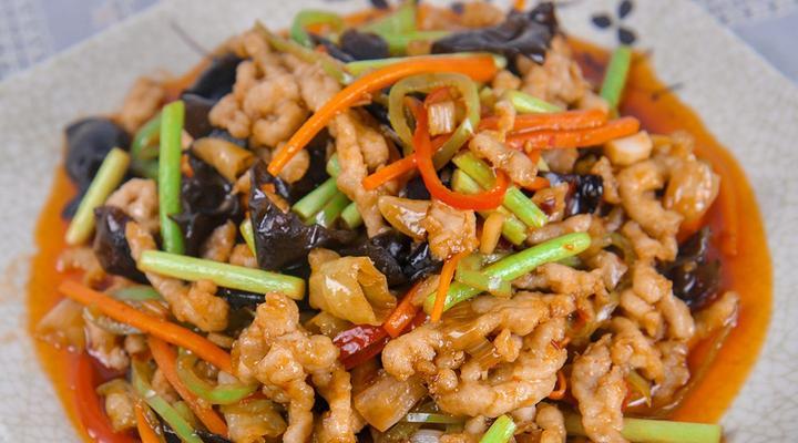 鱼香肉丝无辣椒版怎么做？有哪些特别的制作技巧？