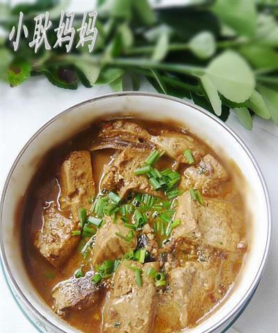 鱼头豆腐怎么做？详细步骤和技巧是什么？