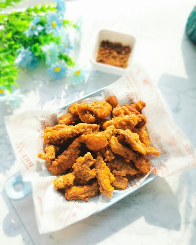 小酥肉的家常做法（家常做法酥肉小孩吃）