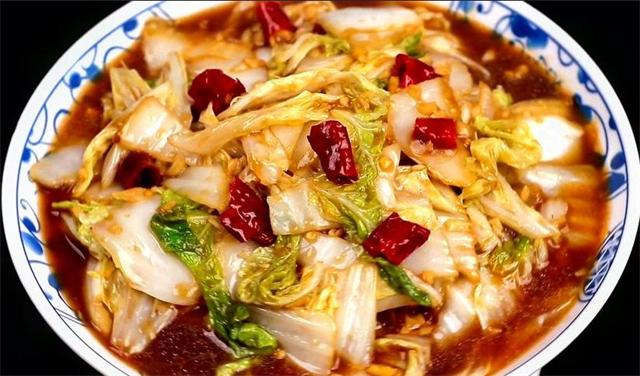醋溜白菜的正确做法，夏天这样做太下饭了