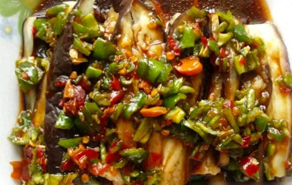 蒸茄子的做法（皮蛋蒸茄子做法）