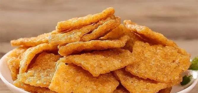 小米别只熬粥，简单三步变锅巴，咬一口香脆到飞起！