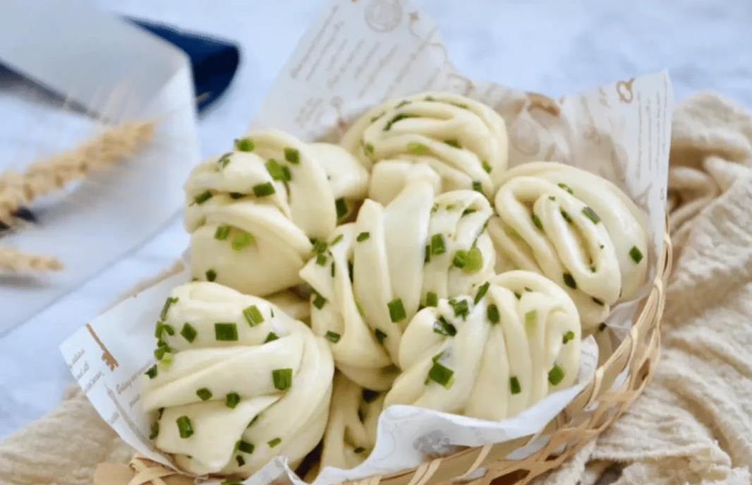 发面只加酵母全错，2样秘密配料，30分钟变松软神器