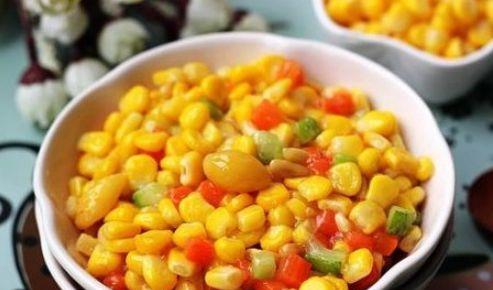 玉米搭配黑木耳堪称绝配，血管畅通无阻，女性常吃不显老