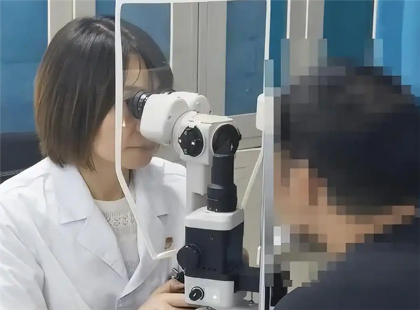 男子左眼扎入19根刺 医生紧急提醒:每年9月高发-图1 男子左眼扎入19根刺 医生紧急提醒:每年9月高发-图1