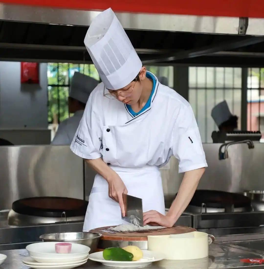 中考720分转职高小伙全省专业第一