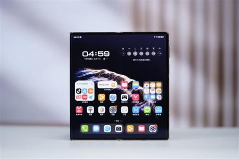 全球第2款三折叠！华为MateXTs非凡大师图赏(图34)