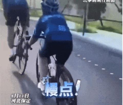 韩路转发小朋友公路骑车竞速视频：连座都够不到 极度危险(图2)