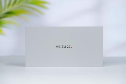 一年半磨一剑！魅族22评测：要做6.3英寸的综合体验旗舰(图1)