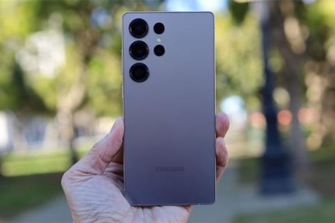 截胡高通苹果！全球首款2nm芯片来了：曝三星Exynos2600本月量产(图1)