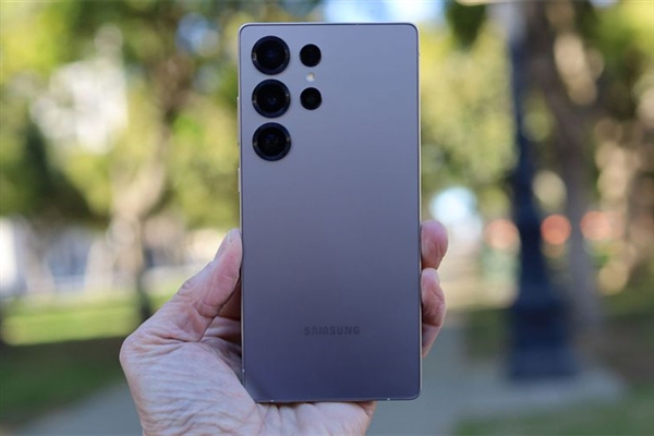 截胡高通苹果！全球首款2nm芯片来了：曝三星Exynos 2600本月量产