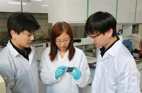 我国在无机光伏材料薄膜化领域取得新进展:光电转化效率达10.1%-图1 我国在无机光伏材料薄膜化领域取得新进展:光电转化效率达10.1%-图1