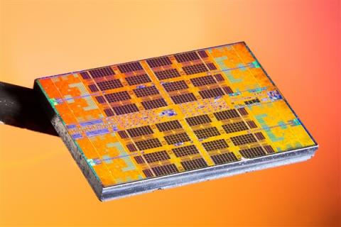 经典AM4Zen3九年了还在更新！AMD推出锐龙55600F：频率比5600要低(图2)