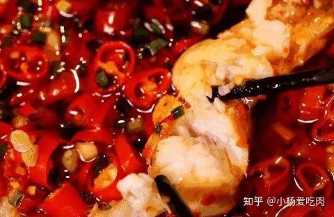 剁椒鱼头家常做法简单又好吃，鱼肉更鲜嫩美味，无腥味(图2)