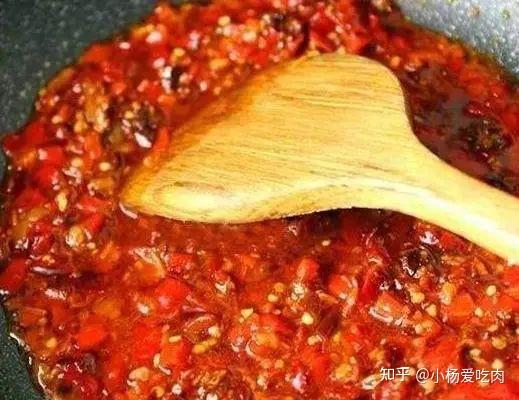 剁椒鱼头家常做法简单又好吃，鱼肉更鲜嫩美味，无腥味(图4)