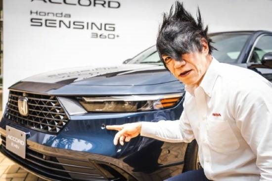 本田工程师因炫酷发型火出圈 网友看完直呼辣眼睛-图2 本田工程师因炫酷发型火出圈 网友看完直呼辣眼睛-图2