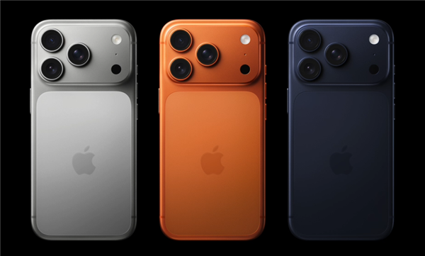 小米YU7内饰绝配iPhone 17 Pro三色 橙色感受下：几乎一模一样