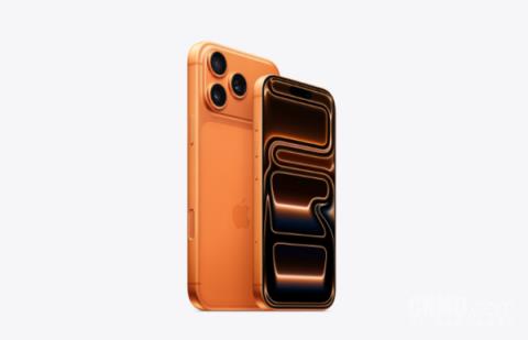 苹果孟买旗舰店引发暴力事件！狂热粉丝哄抢iPhone17(图1)