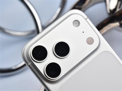 iPhone17Pro首发上手：专业影像创作者的视频利器(图2)