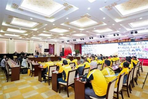 美团与骑手签保障协议：平台补贴50%养老保险费用、年底前取消超时扣款(图2)