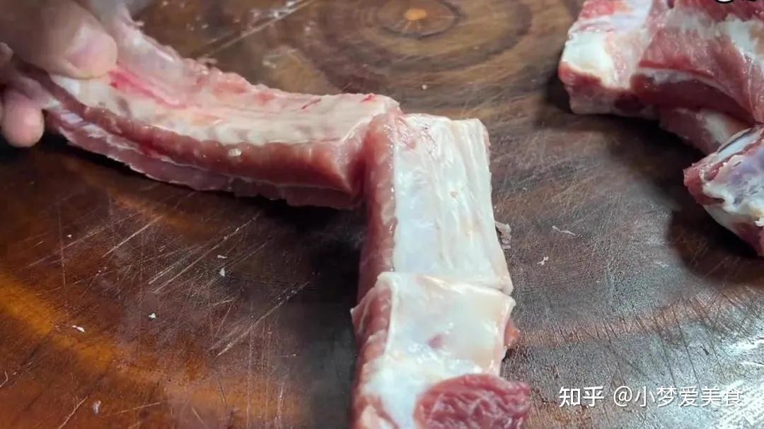 这才是糖醋排骨简单又好吃的做法，教你糖和醋的黄金比例，太香了(图3)