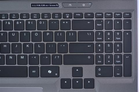 升级长江存储PC450固态硬盘 机械革命耀世16Ultra图赏(图17)