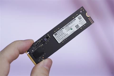 升级长江存储PC450固态硬盘 机械革命耀世16Ultra图赏(图30)