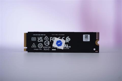 升级长江存储PC450固态硬盘 机械革命耀世16Ultra图赏(图32)
