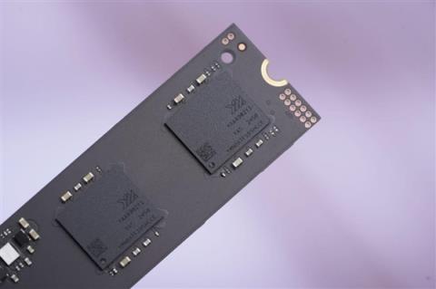 升级长江存储PC450固态硬盘 机械革命耀世16Ultra图赏(图34)
