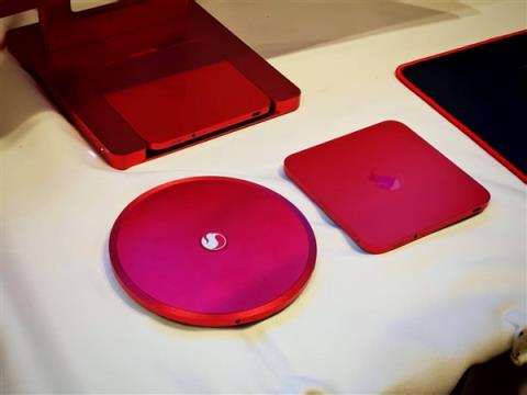高通现场展示骁龙X2ElitePC：独特圆形迷你主机、无风扇散热黑科技！(图5)