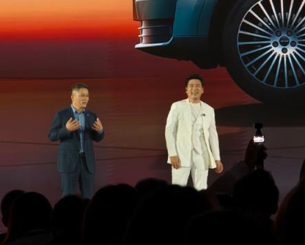 9.99万起！“小揽胜”捷途X70L正式上市 “国民舅舅”王耀庆的霸总座驾(图2)