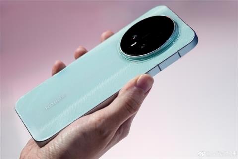 荣耀Magic8跑分破416万：手机行业第一次！(图2)