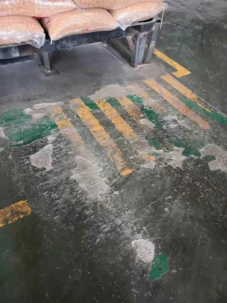 为什么地坪不平要凿掉重新做？地坪施工中不可忽视的基面处理