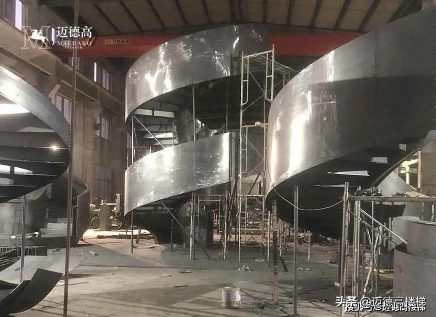 楼梯为什么旋转？什么才是钢结构旋转楼梯？