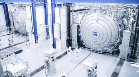 光刻机订单火爆 ASML：2027年将交货10套High-NAEUV和56套EUV