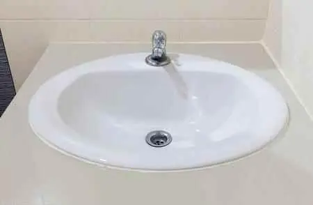 面盆为什么被堵了？洗脸池被堵后的疏通方法