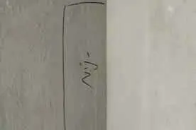 墙纸为什么空鼓？壁纸粘贴施工技术交底