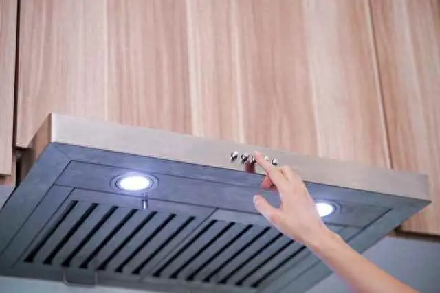 为什么厨房的灯不亮？油烟机照明灯不亮？