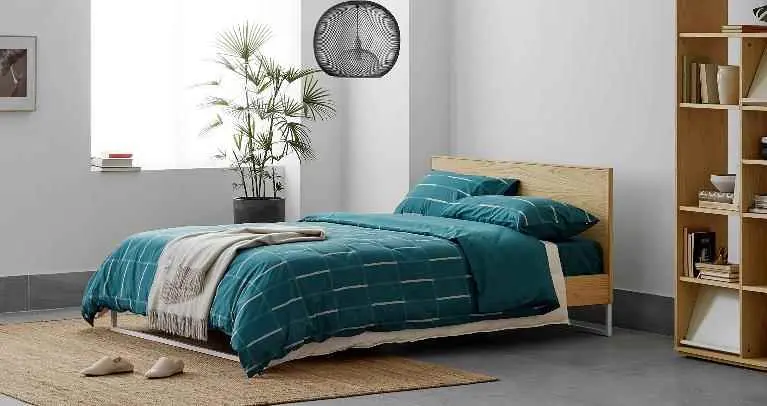 排骨架的床为什么老响？床选排骨架的还是平板的？