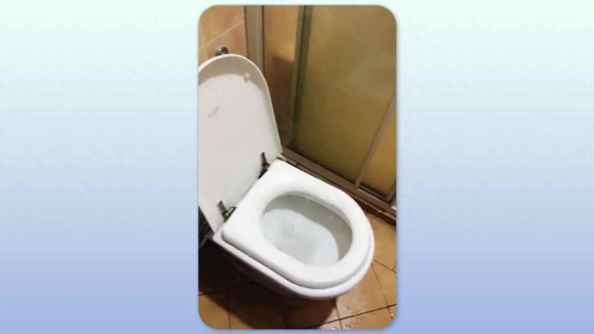 马桶为什么向上喷水怎样解决？二楼马桶喷水怎么办？