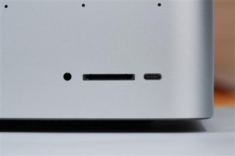 搭载AMD锐龙AIMax+ 395！零刻GTR9Pro迷你AI工作站图赏(图13)