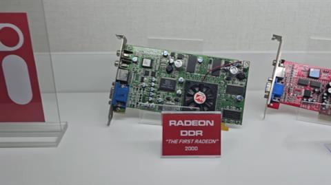 终极硬核显卡收藏家！收集初代NVIDIA/AMD到今日旗舰：见证三十年GPU风云(图3)