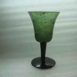 夜光杯为什么会发光？揭秘古代神秘的 夜光杯