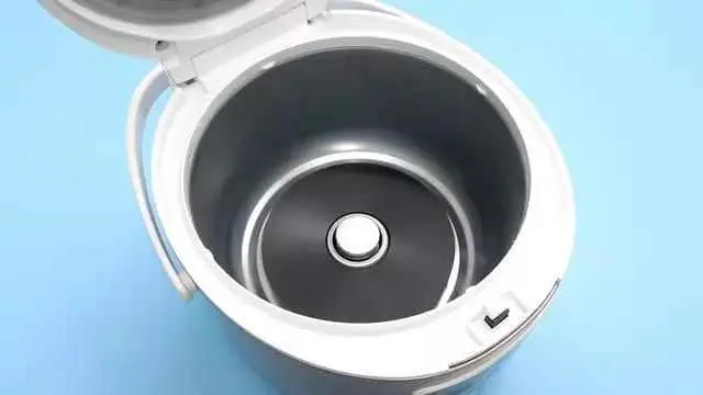 电饭锅为什么热的慢了？电饭煲煮饭越来越慢？