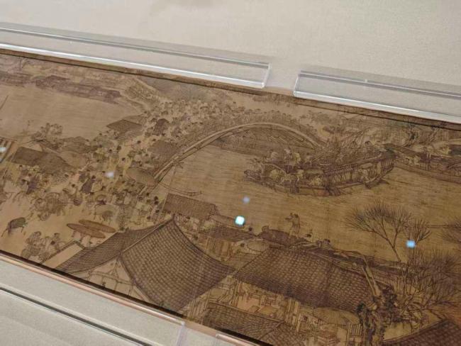 《清明上河图》亮相故宫特展 稀世珍品再现风采