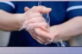 为什么软水可以美容？为什么强调要用软水洗脸？