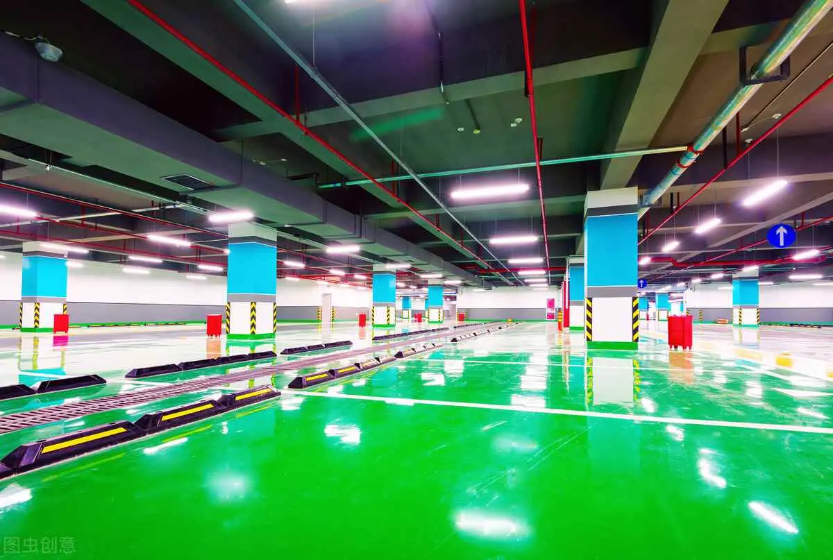 停车场地板为什么是绿色的，你知道吗？